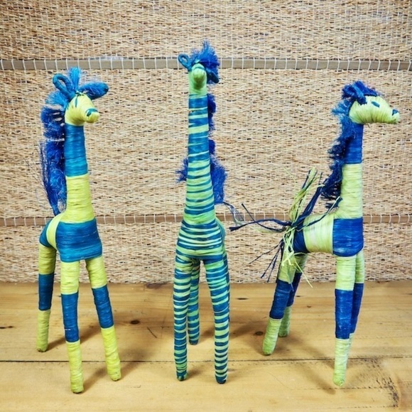 RAFFIA Giraffe - Picture 1 of 4